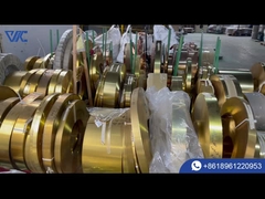 Entrepôt de ceinture de cuivre, exposition de produits finis, goût de l'élégance et de la ténacité de l'or.